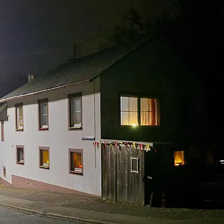 Haus Nummer 7 * Manderscheid